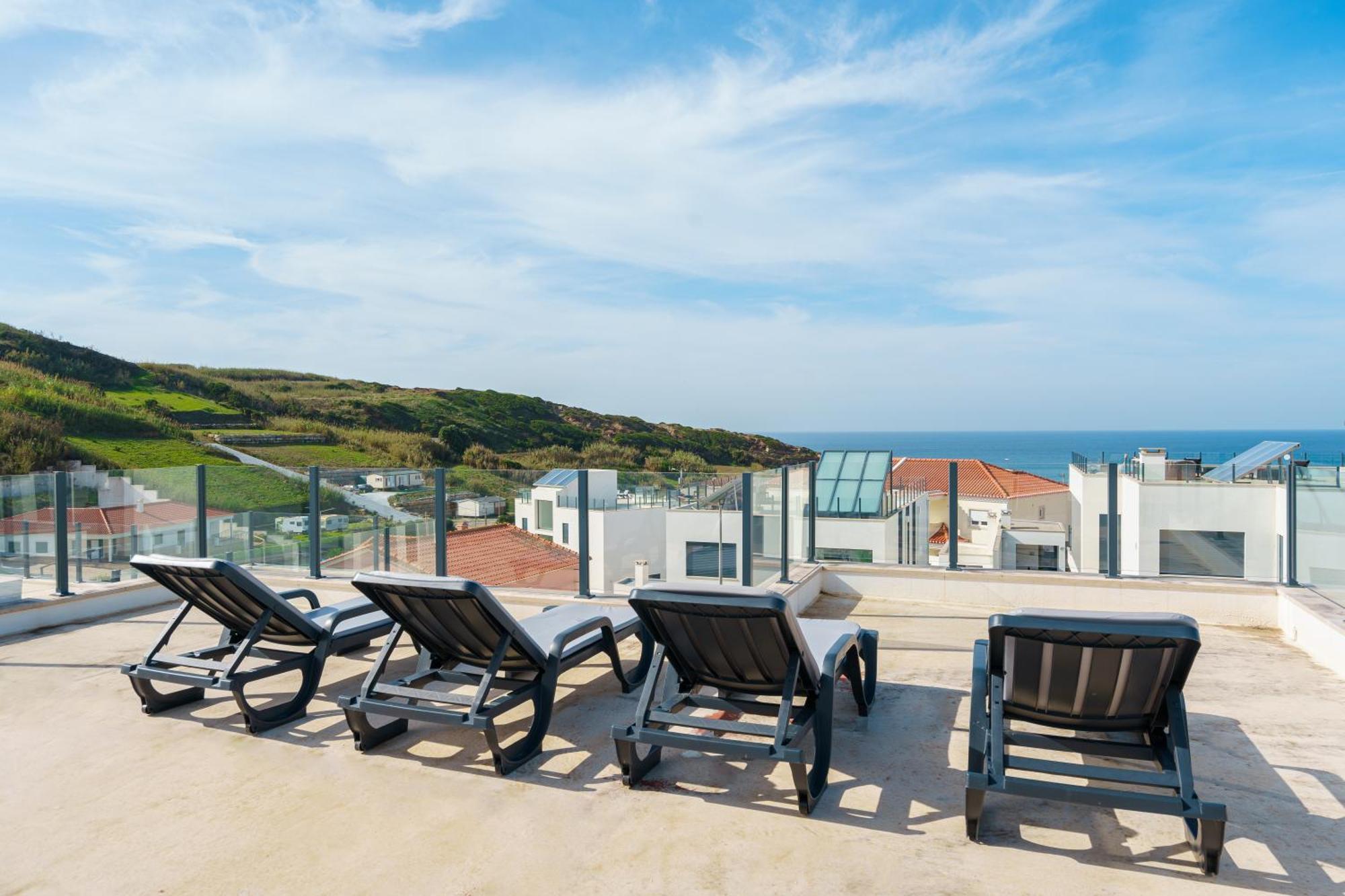 Paradise Villa, Luxury Villa Near The Beach Ribamar  外观 照片