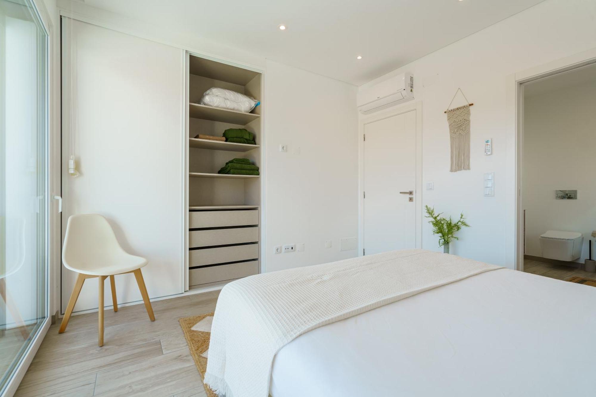 Paradise Villa, Luxury Villa Near The Beach Ribamar  外观 照片